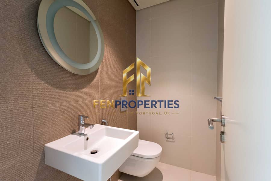 8 11_FEN-UAE-FOS-MT-0407_PWR. jpg