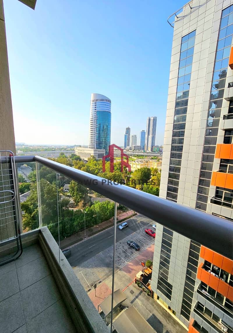 5 Balcony 2. jpeg