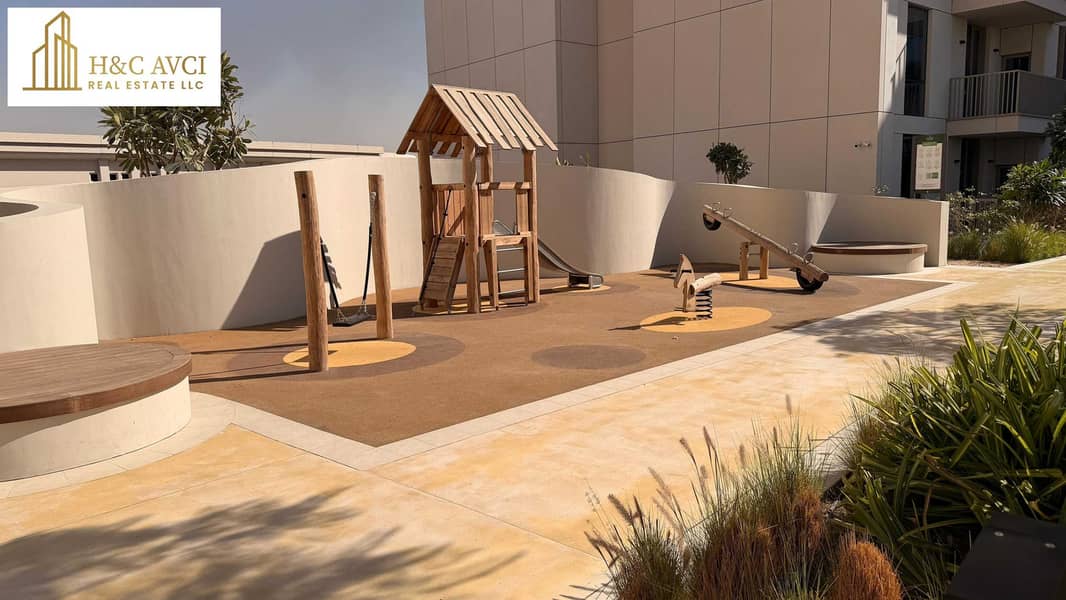 7 al badia kids play 2. jpeg