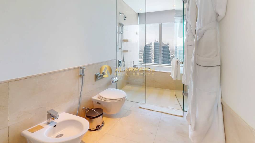 11 Address-Marina-3302-Bathroom copy. jpg