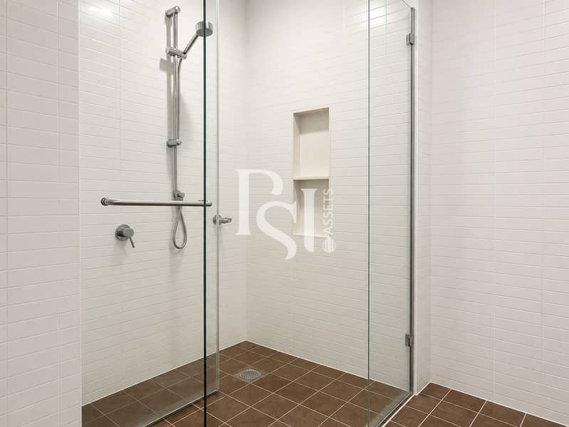 12 12. Shower. jpeg