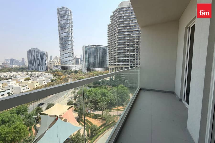 Brand New Corner Unit | Circle Villa View |Vacant Brand New Corner Unit | Circle Villa View |Vacant