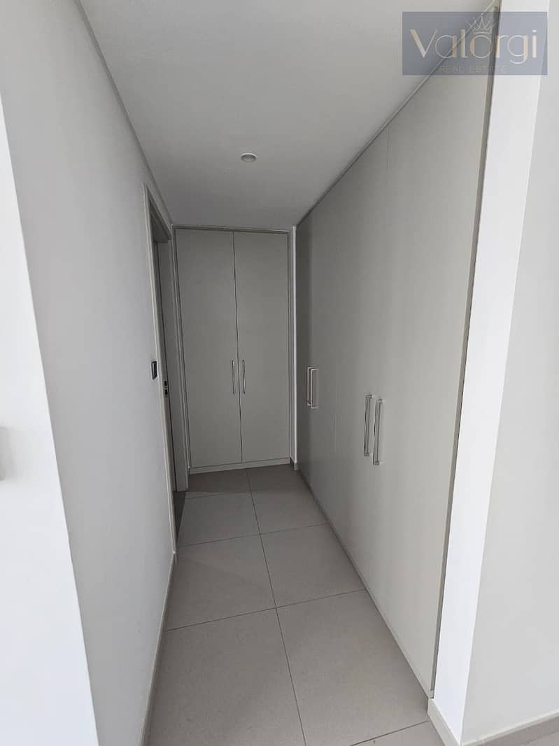 9 ffd406a7-9272-46be-900e-1e1ec5d3aeca. jpg