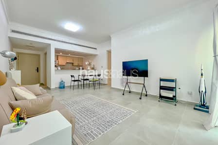 2 Bedroom Flat for Sale in The Greens, Dubai - Fully Furnished | Upgraded | Vacant 2 Bedroom Flat for Sale in The Greens, Dubai - Fully Furnished | Upgraded | Vacant