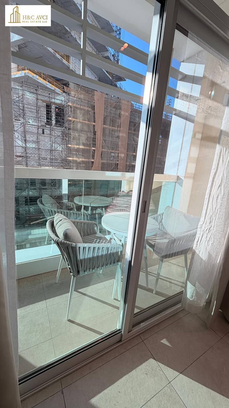 25 aff balcony. jpeg