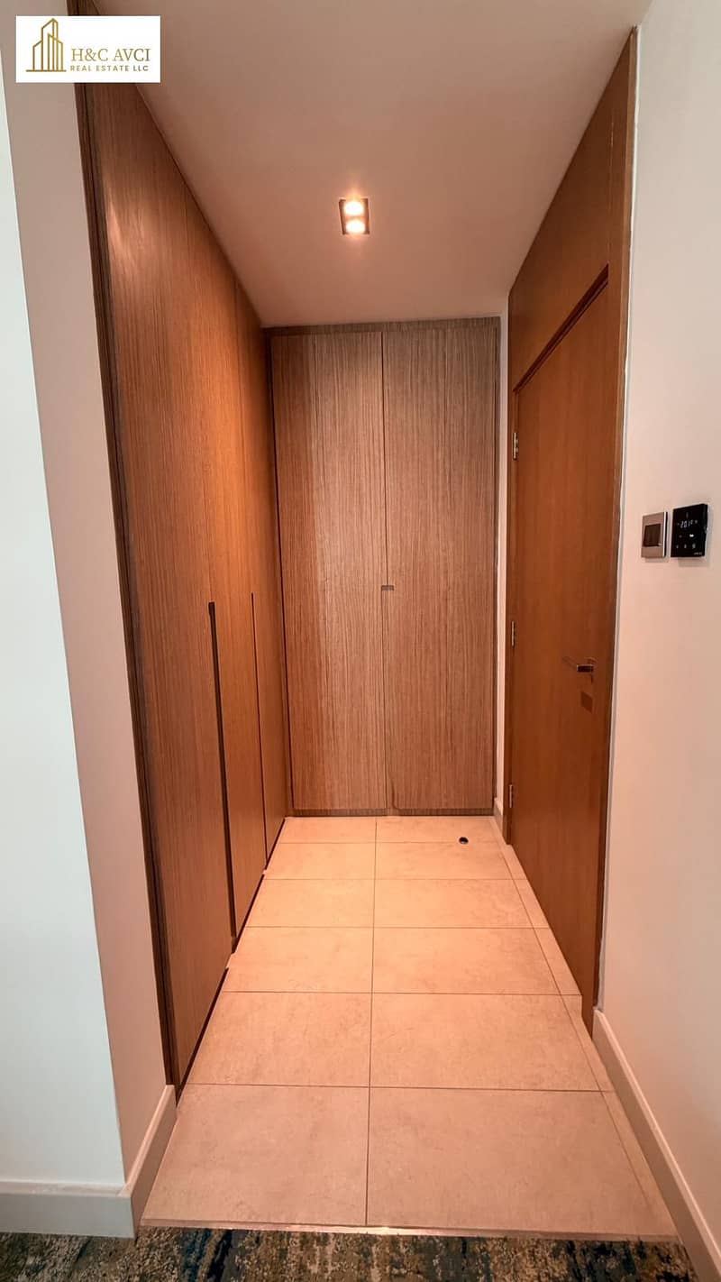 33 aff wardrobe. jpeg