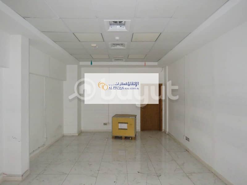 8 SHOWROOM FOR RENT-PRIME LOCATION