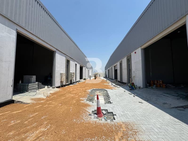 Magazzino a Dubai Investments Park (DIP),Dubai Investments Park 1, 25000000 AED - 16162230 Magazzino a Dubai Investments Park (DIP),Dubai Investments Park 1, 25000000 AED - 16162230