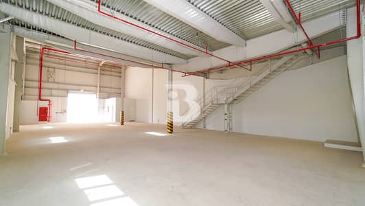 Warehouse in vendita a Dubai Investments Park (DIP), Dubai - Magazzino a Dubai Investments Park (DIP), 36000000 AED - 16162220