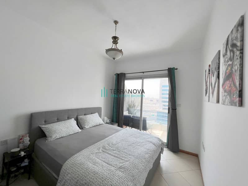4 Bedroom03. JPG