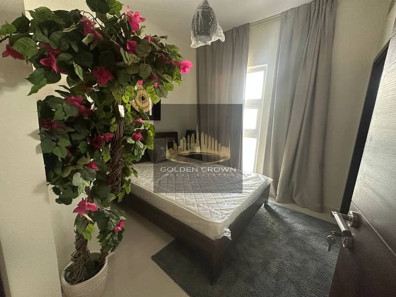 13 409f17e9-b51b-44d3-a6ef-7215c6501db6. jpg