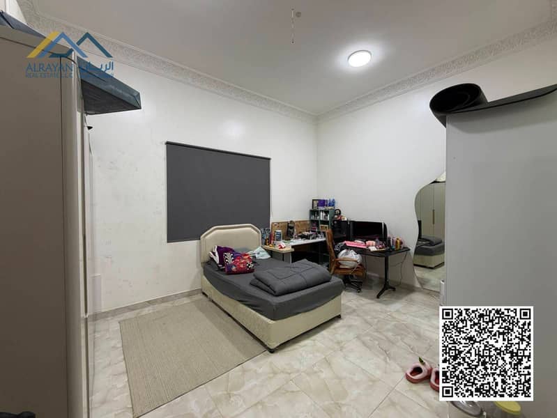 10 e1a2d811-0ca1-47be-9fc4-1517e8bdd396. jpg