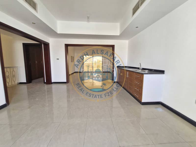 15 4605. jpg