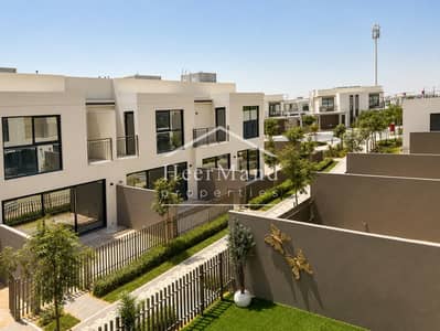 2 Bedroom Townhouse for Sale in Al Hamra Village, Ras Al Khaimah - PRIVATE BEACH ACCESS - OPEN PLAN DESIGN - TENANTED