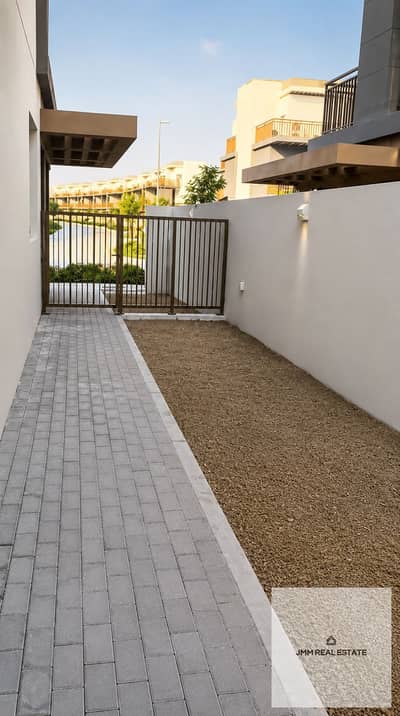 4 habitaciones Townhouse para en Alquiler en DAMAC Hills 2 (Akoya by DAMAC), Dubai - 9f927d6d-0474-41e6-9001-4bcfc58247d4. png
