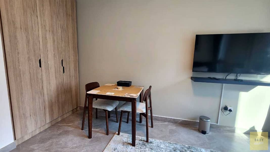 2 06_dining_wardrobe. jpg