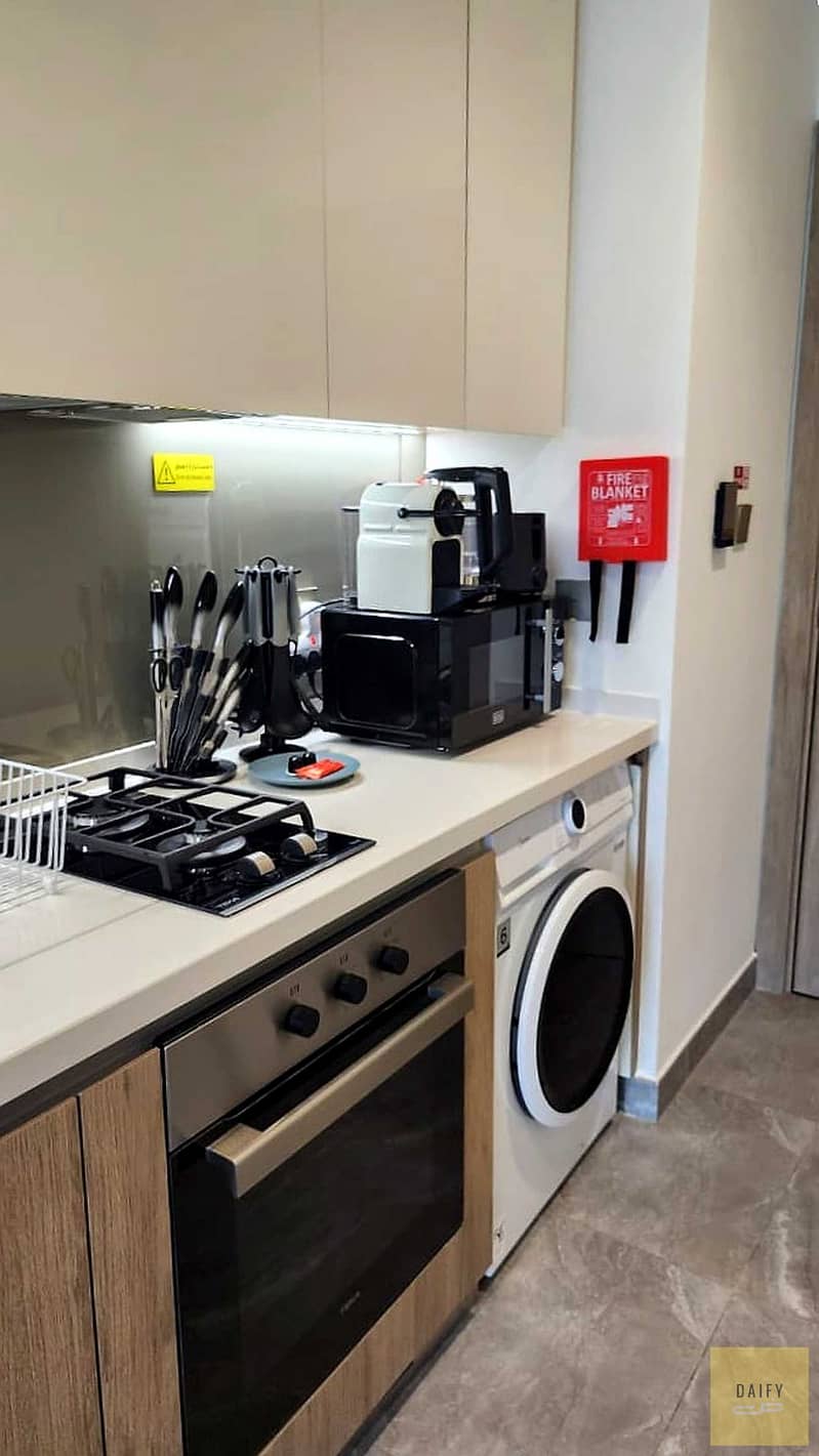 34 15_kitchen_oven. jpg