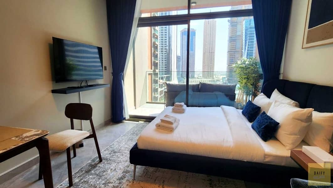 42 02_bedroom_view. jpg