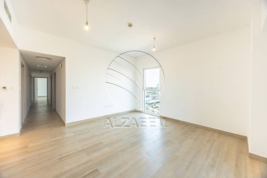 12 021A2044-HDR. jpg