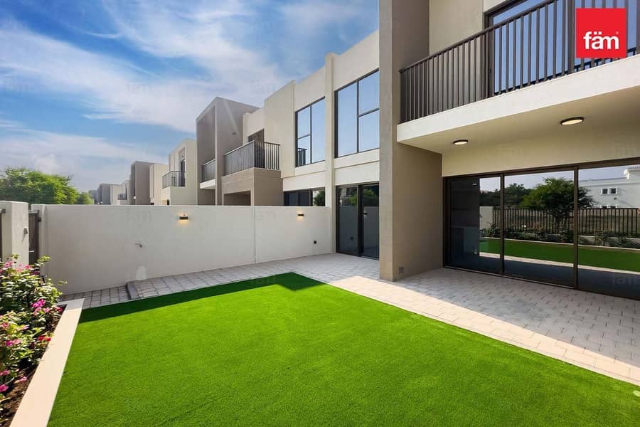 Single Row | Vacant Soon | Gated Community Single Row | Vacant Soon | Gated Community