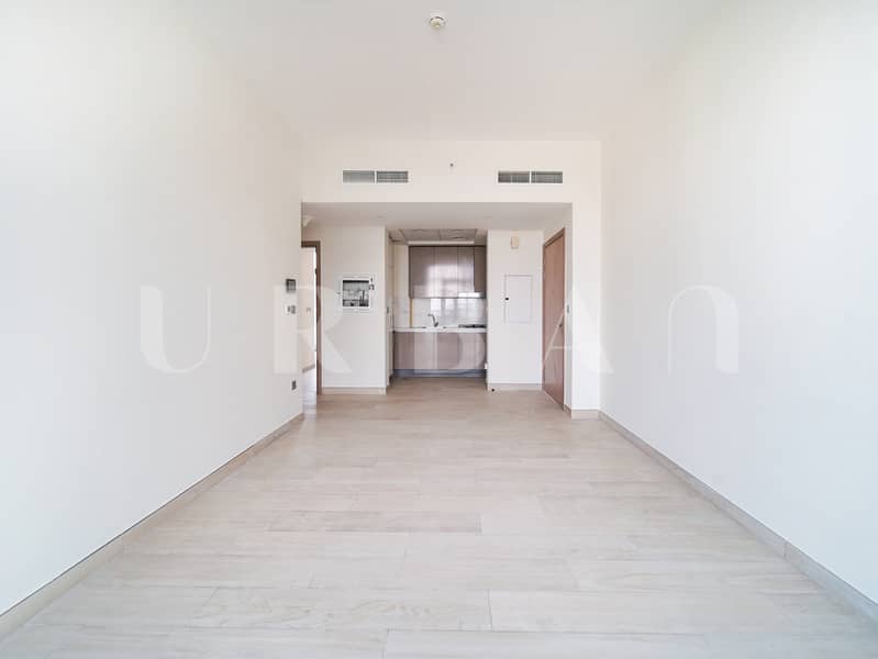 3 ADU00915. JPG