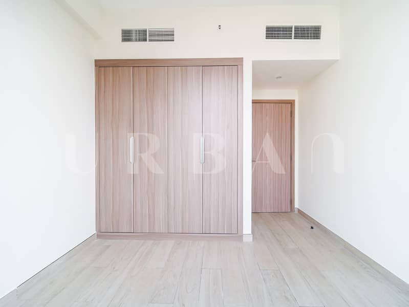 15 ADU00963. JPG