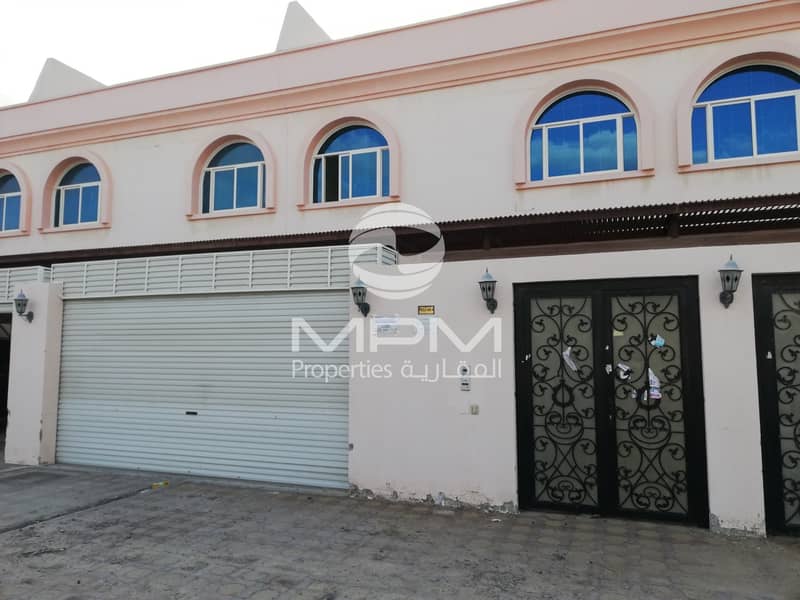 Spacious 6 BR Villa with Maid's Room Spacious 6 BR Villa with Maid's Room