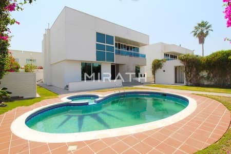 Villa de 5 chambres à à louer à Jumeirah, Dubai - 453f2f77-d5a9-45b4-b7bd-7fa2919324e2. jpeg
