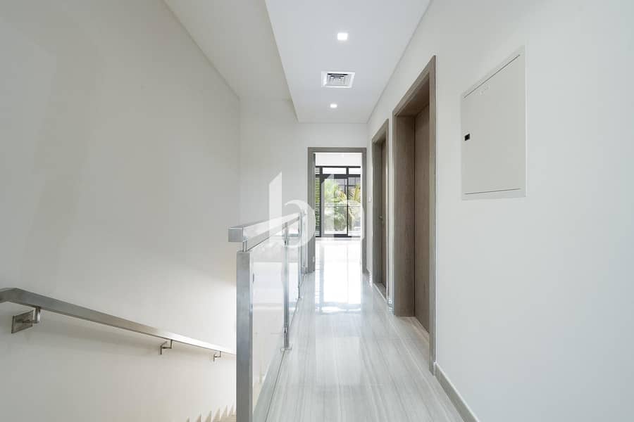 8 images image img