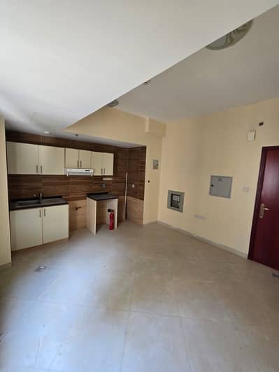 Studio for Rent in Al Khan, Sharjah - WhatsApp Image 2026-08-12 at 1.00. 33 AM. jpeg Studio for Rent in Al Khan, Sharjah - WhatsApp Image 2026-08-12 at 1.00. 33 AM. jpeg