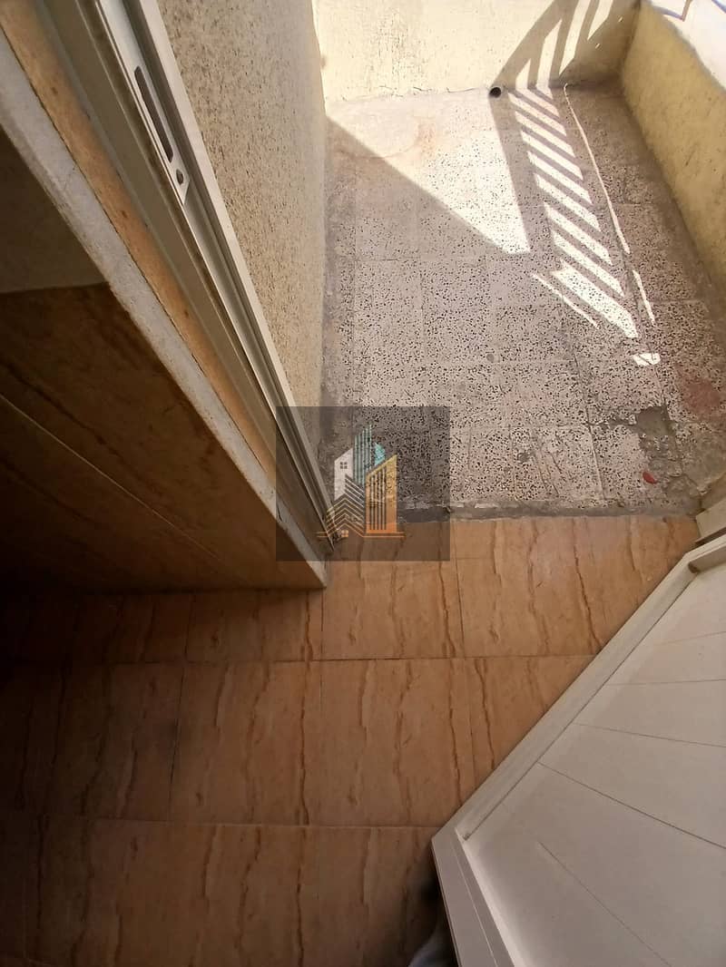 5 89324. jpg