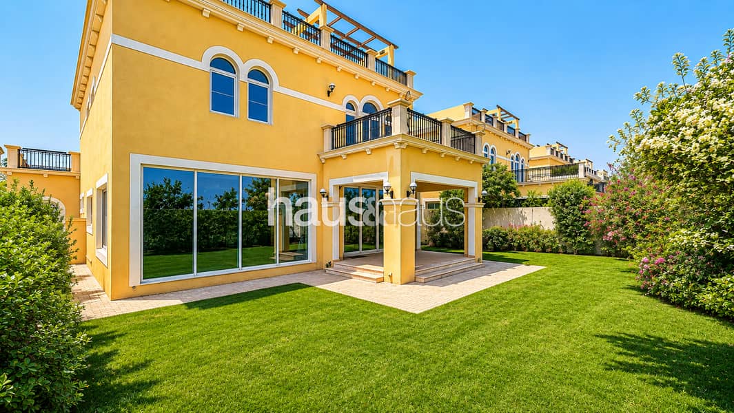 Вилла в Джумейра Парк,Дистрикт 9, 4 cпальни, 320000 AED - 12312412 Вилла в Джумейра Парк,Дистрикт 9, 4 cпальни, 320000 AED - 12312412