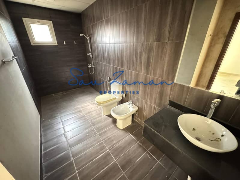 18 9d9b9775-ff48-48ec-bc6e-4b867c4706ad. jpg