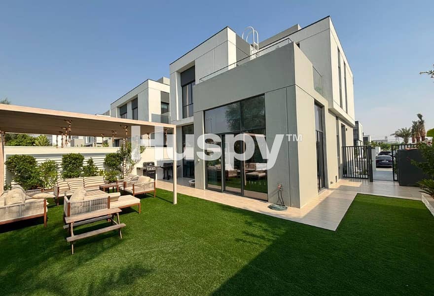 Corner Plot | Vacant on Transfer | Landscaped Corner Plot | Vacant on Transfer | Landscaped