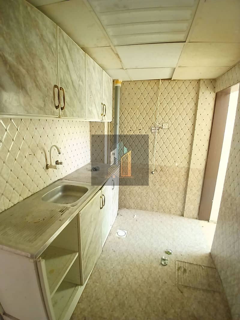 3 89311. jpg