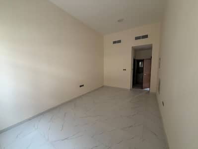 Studio for Rent in Al Jurf, Ajman - WhatsApp Image 2026-08-12 at 11.38. 24 AM (1). jpeg Studio for Rent in Al Jurf, Ajman - WhatsApp Image 2026-08-12 at 11.38. 24 AM (1). jpeg