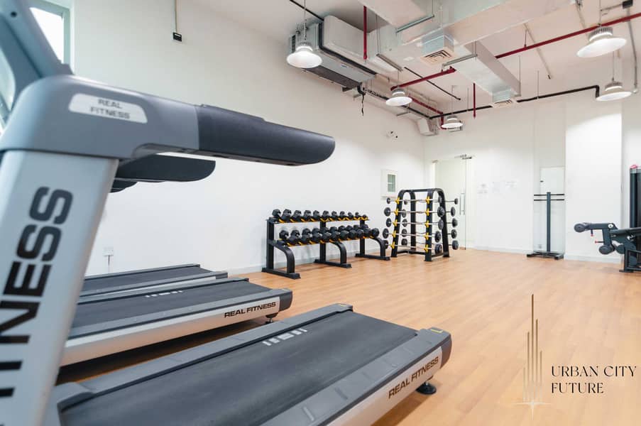 8 GYM-Lobby. jpg