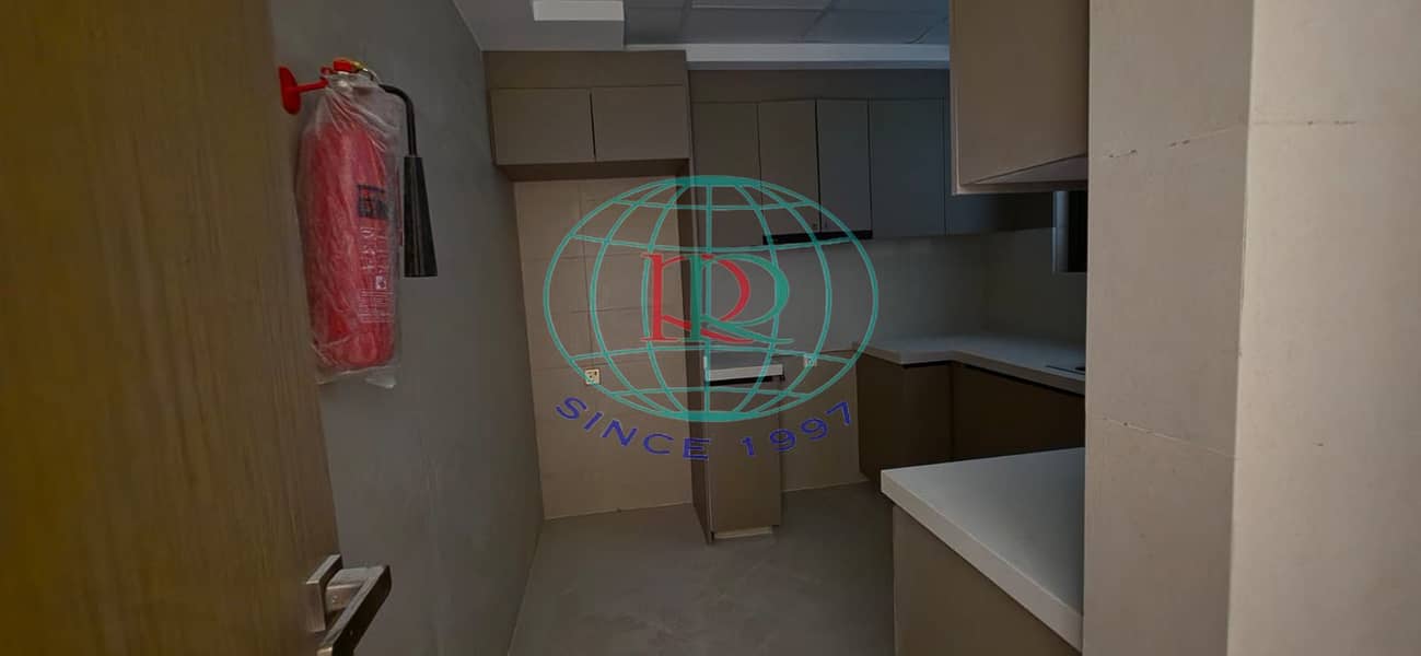 5 b7088309-ca60-4efb-aa9d-5b8bdb4c8223. jpeg
