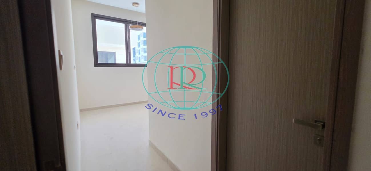 6 4f484490-528d-4616-afba-e5bdac56f66d. jpeg