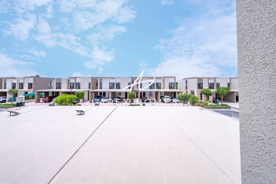 Spacious and Bright 3BHK+Maid | Close to Amenities Spacious and Bright 3BHK+Maid | Close to Amenities