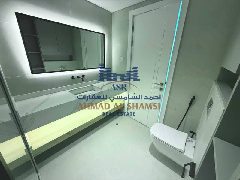 30 403abe17-8dcc-4d48-844e-30b4c6288e68. jpg