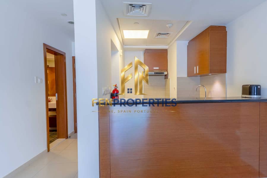 8 04_FEN_UAE_COL_GATE_T5B_0415_KIT. jpg