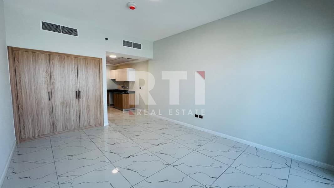 5 Image 5