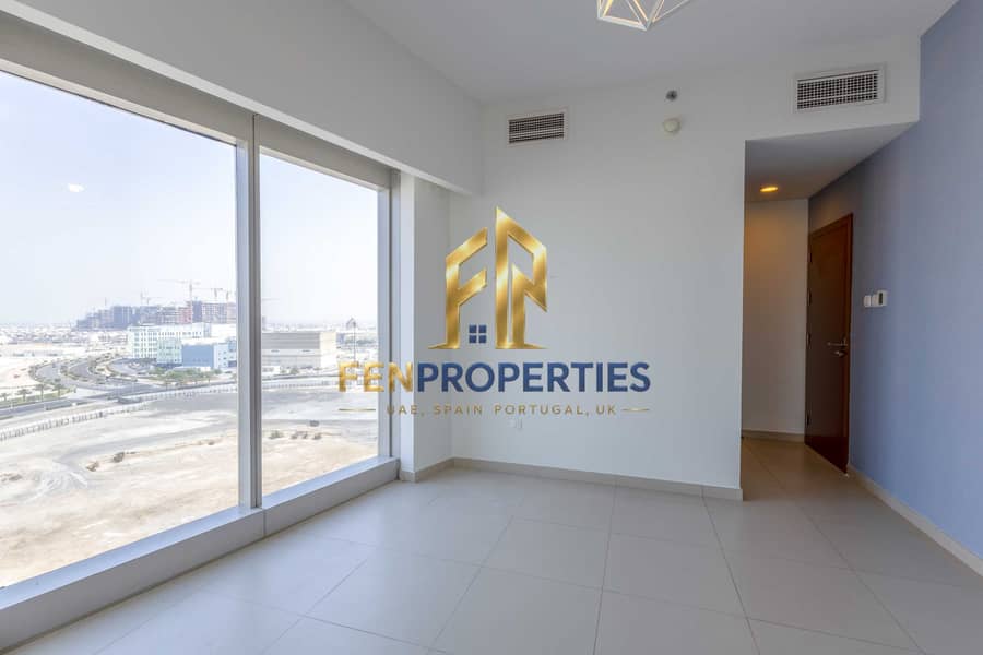 8 13_FEN_UAE_COL_GATE_T5C_1106_MBR-VIW. jpg