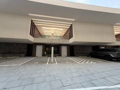 4 Slaapkamers Townhouse te Huur in Al Raha Beach, Abu Dhabi - PHOTO-2026-08-12-14-01-59 5. jpg