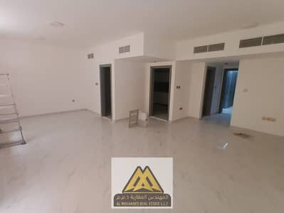 Office para en Alquiler en Al Mowaihat, Ajman - WhatsApp Image 2026-07-26 at 1.40. 57 PM. jpeg Office para en Alquiler en Al Mowaihat, Ajman - WhatsApp Image 2026-07-26 at 1.40. 57 PM. jpeg