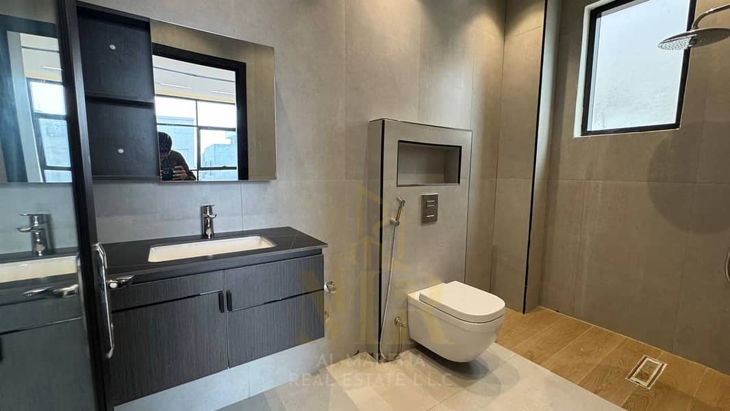 42 WhatsApp Image 2026-04-06 at 09.21. 43. jpeg