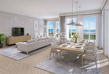 Miraculous Waterfront living. || Full of Natural Light. || Spacious Townhouse. Miraculous Waterfront living. || Full of Natural Light. || Spacious Townhouse.