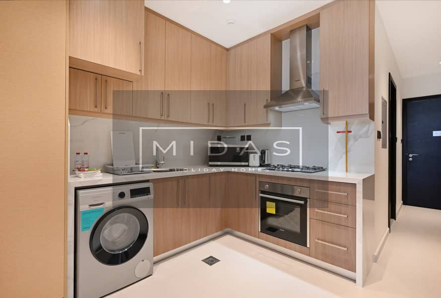 10 KITCHEN 3. jpeg