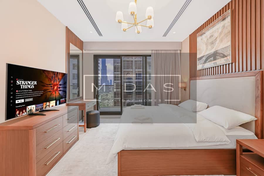 8 BURJ KHALIFA VIEW BEDROOM. jpeg